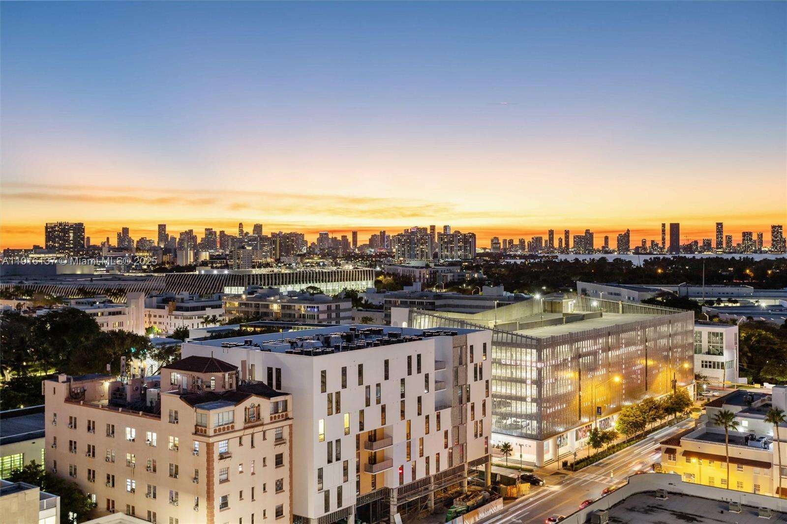 Roney Palace Unit #1432 | Picture 22