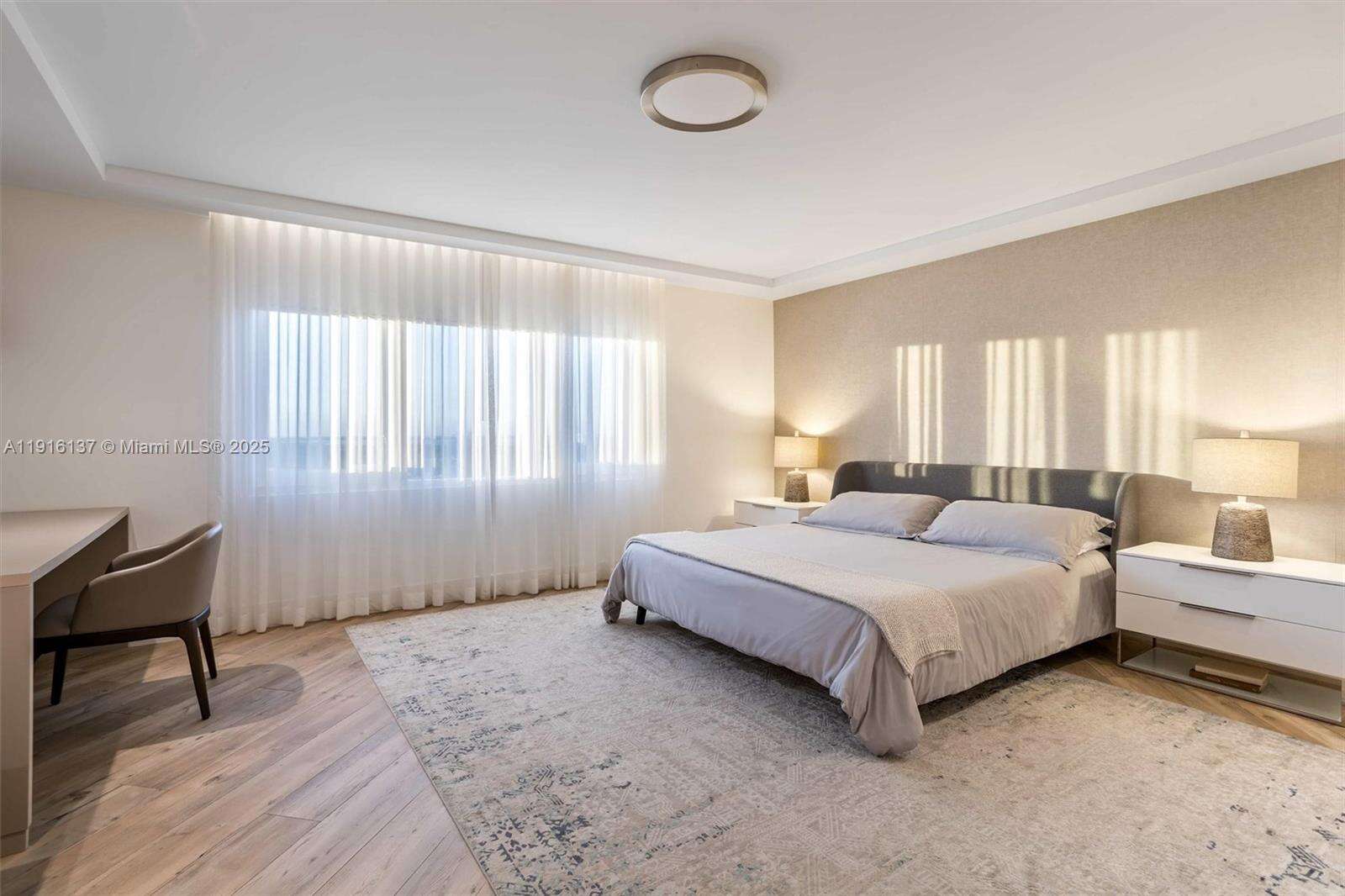 Roney Palace Unit #1432 | Picture 32