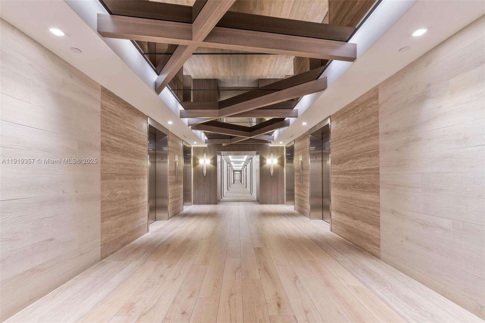 Roney Palace Unit #1512 | Picture 14