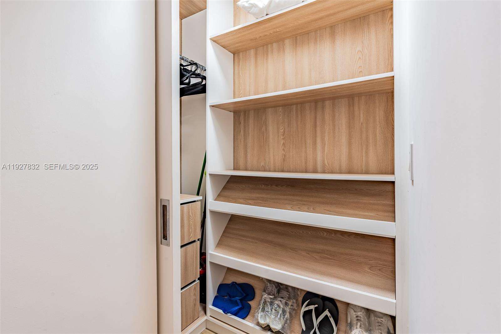 Roney Palace Unit #719 | Picture 14