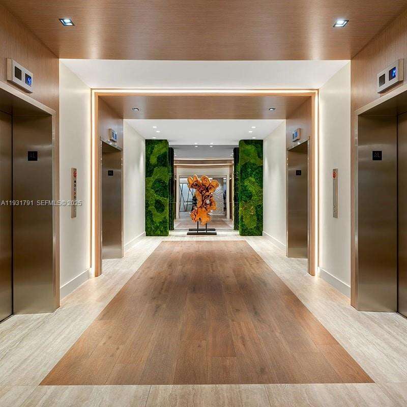 Roney Palace Unit #529 | Picture 13