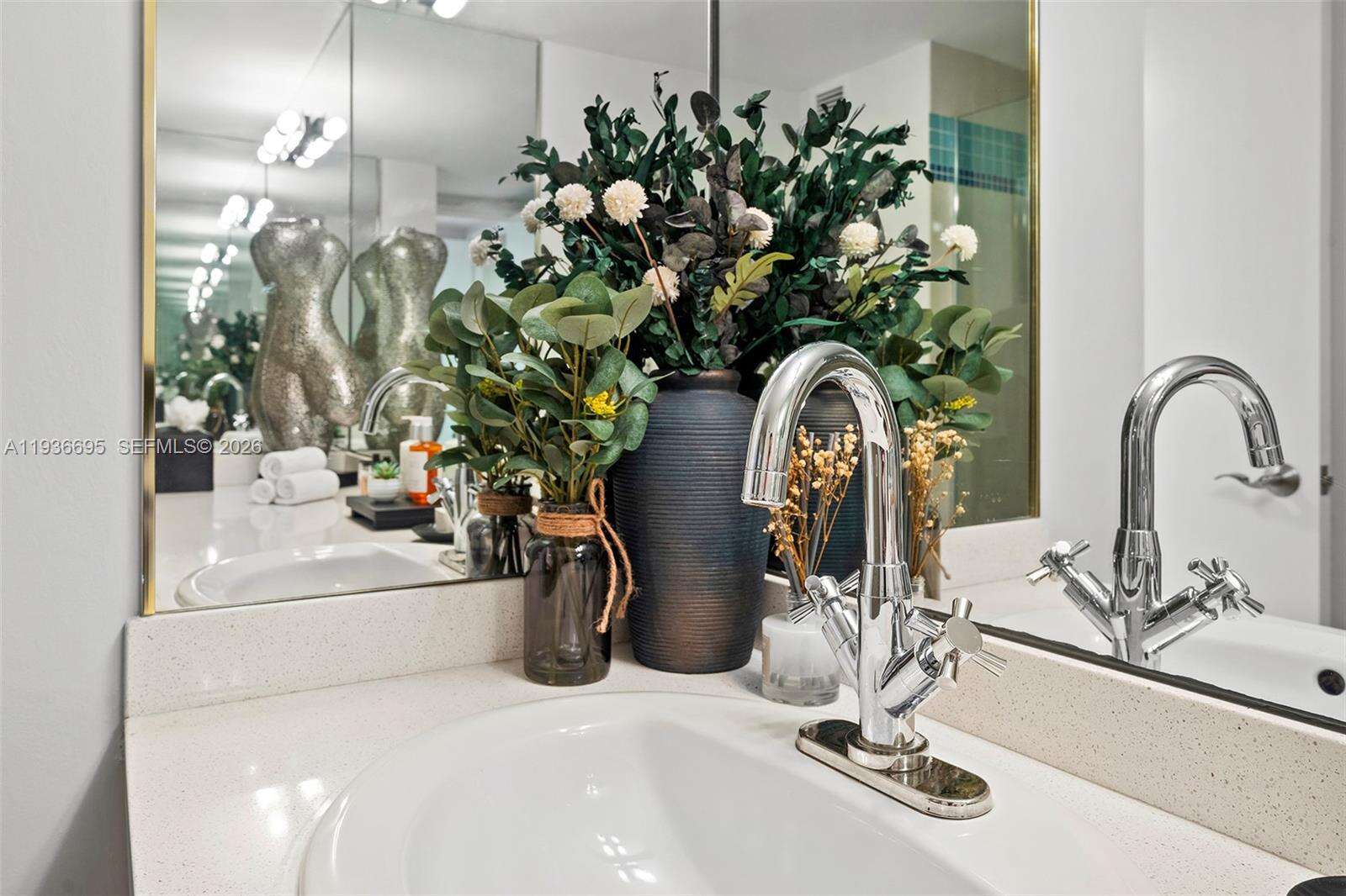 Roney Palace Unit #408 | Picture 47