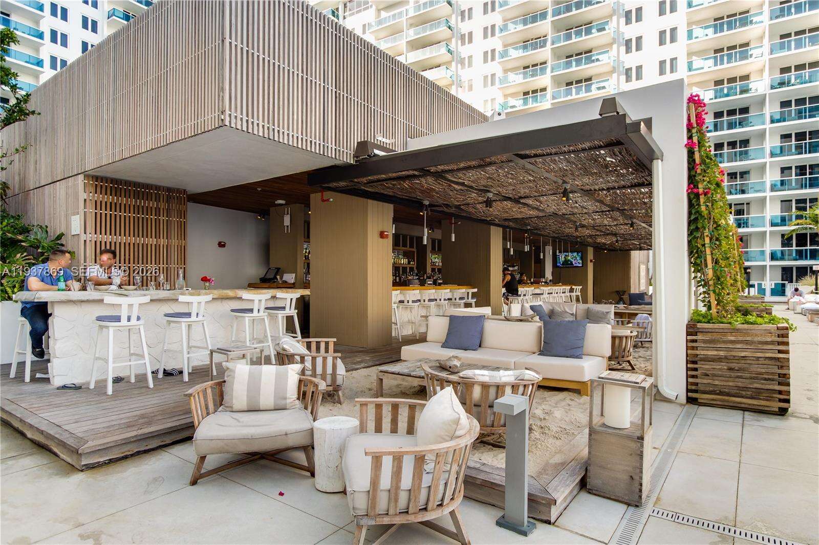 Roney Palace Unit #1026 | Picture 11