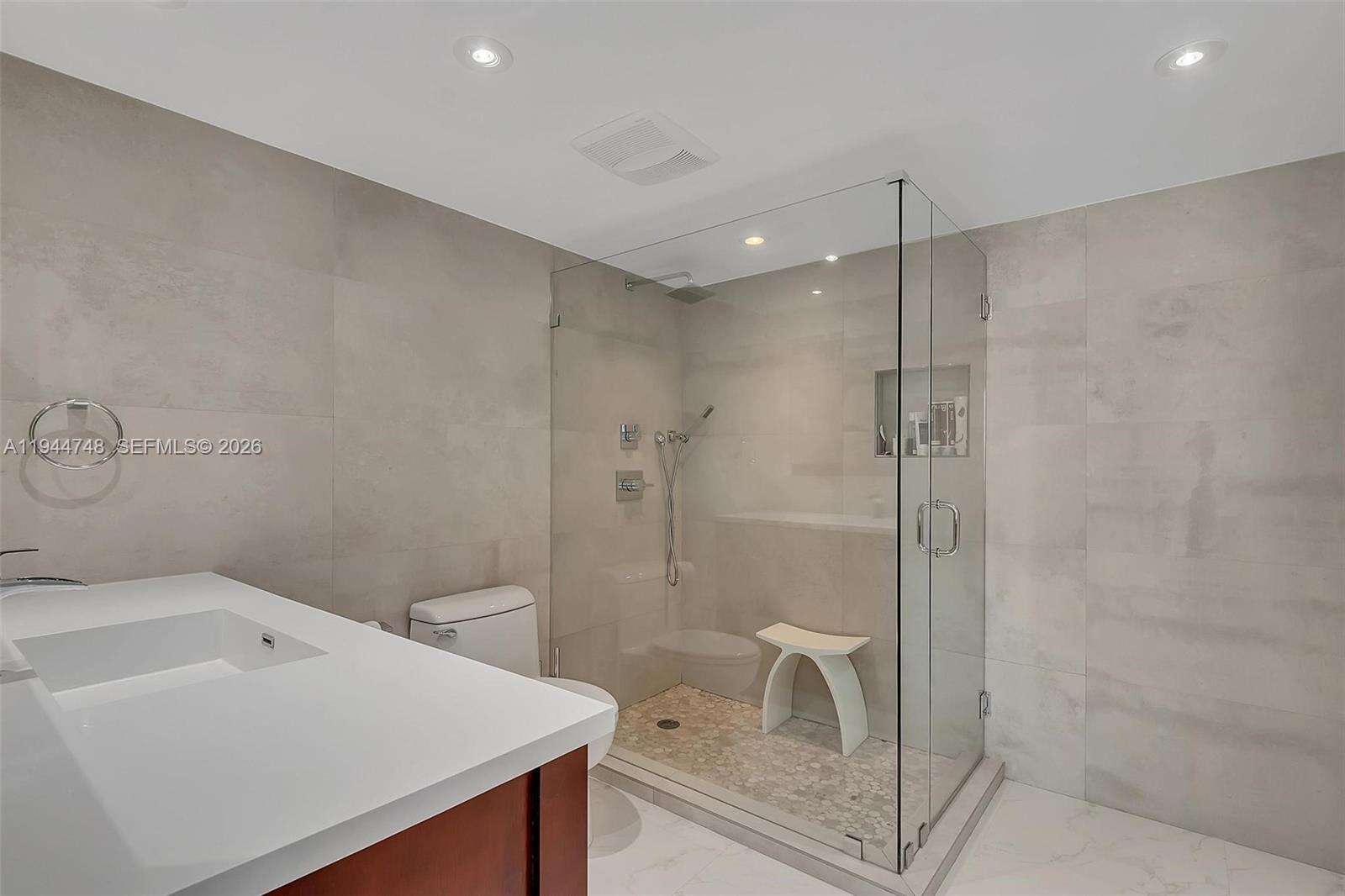 Roney Palace Unit #810 | Picture 16