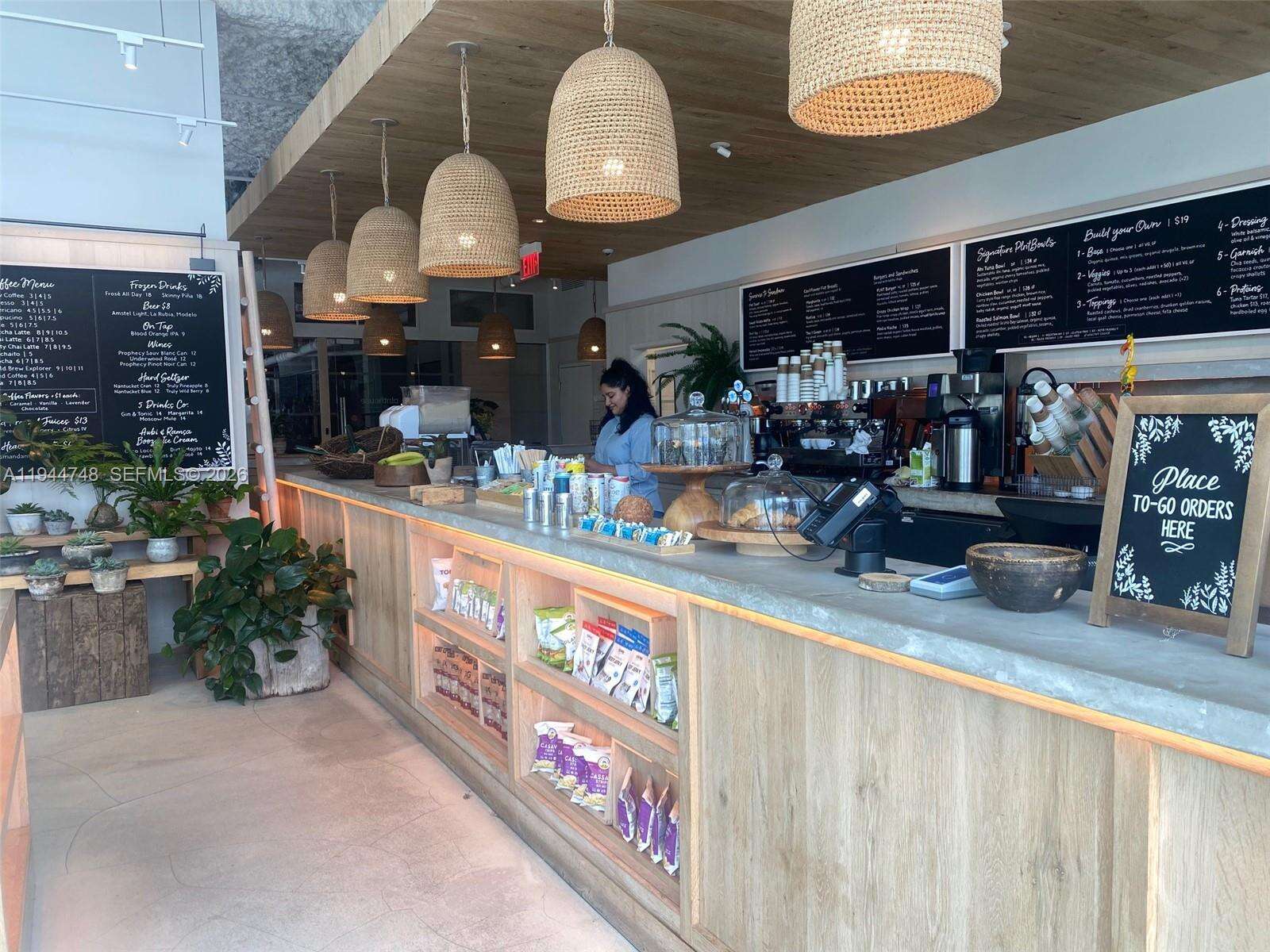 Roney Palace Unit #810 | Picture 35