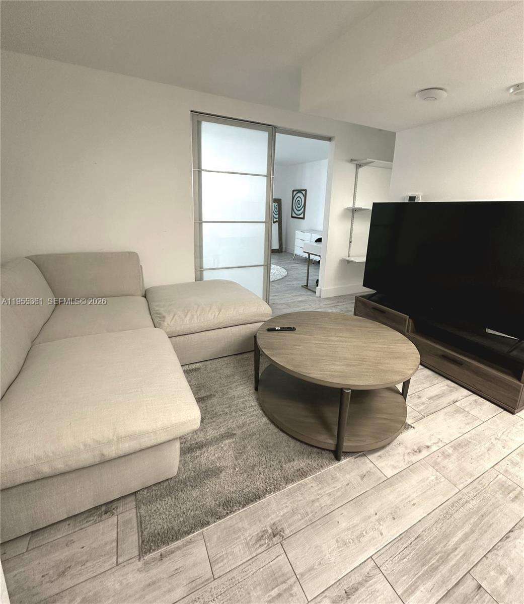 Roney Palace Unit #321 | Picture 10