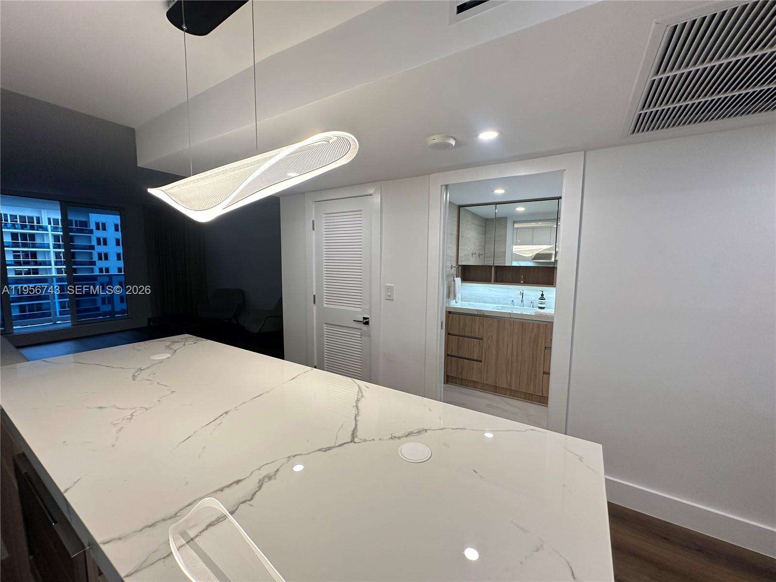 Roney Palace Unit #1421 | Picture 10