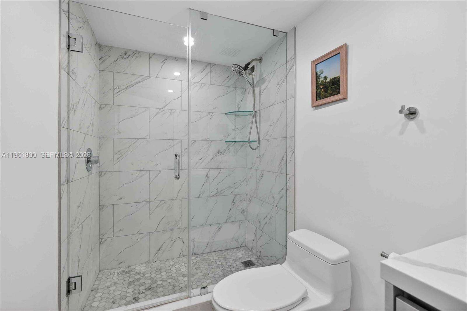 Roney Palace Unit #943 | Picture 36