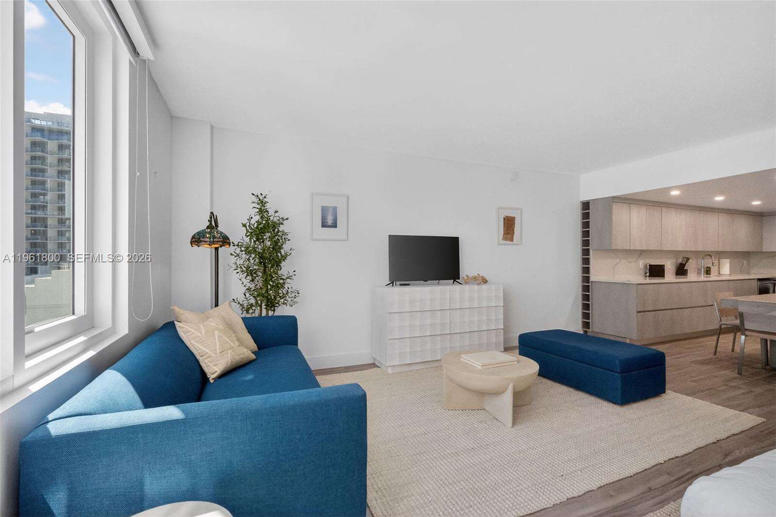 Roney Palace Unit #943 | Picture 5