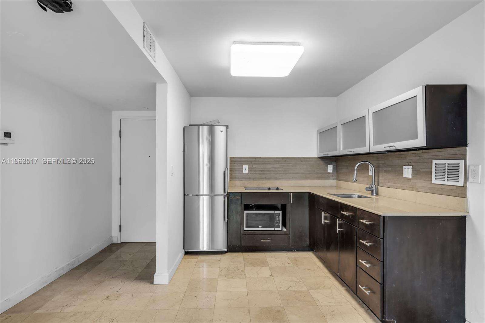 Roney Palace Unit #621 | Picture 9