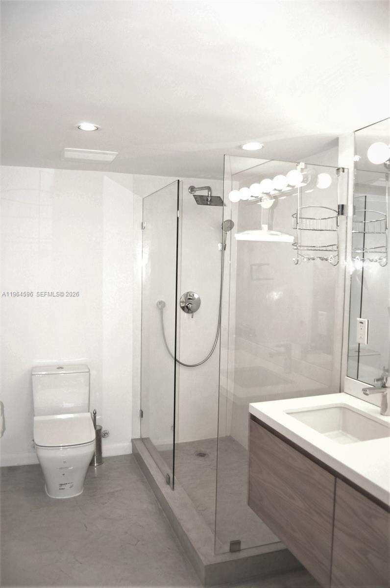 Roney Palace Unit #504 | Picture 14