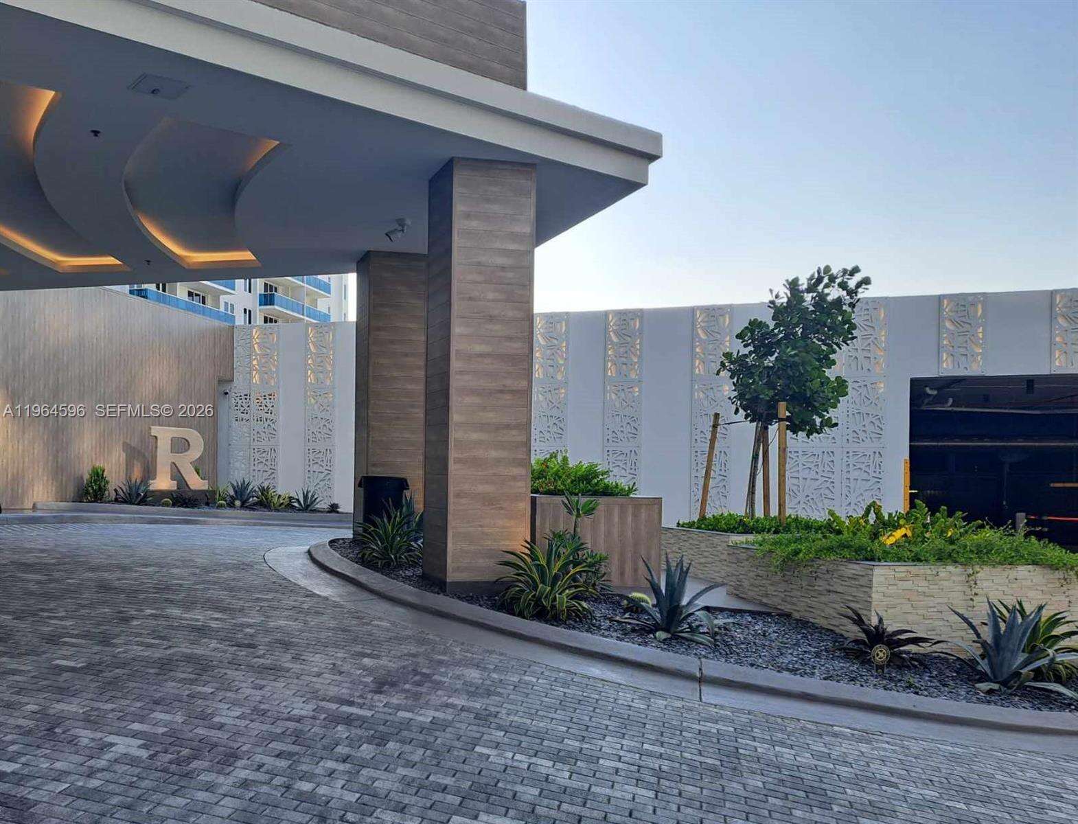 Roney Palace Unit #504 | Picture 36