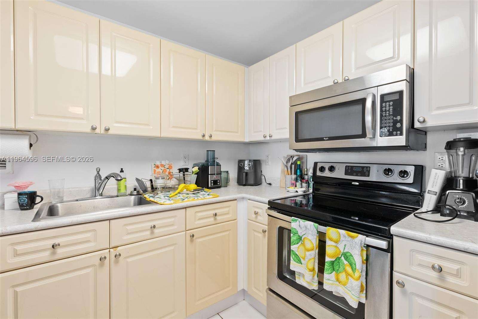 Roney Palace Unit #504 | Picture 9