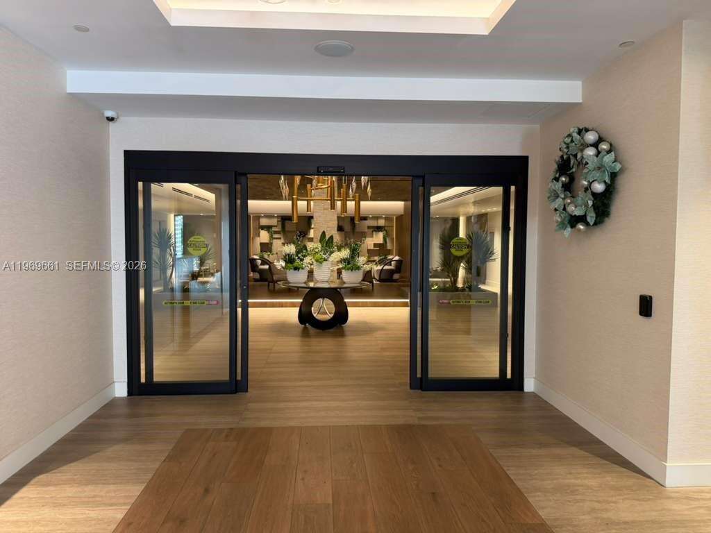 Roney Palace Unit #423 | Picture 8