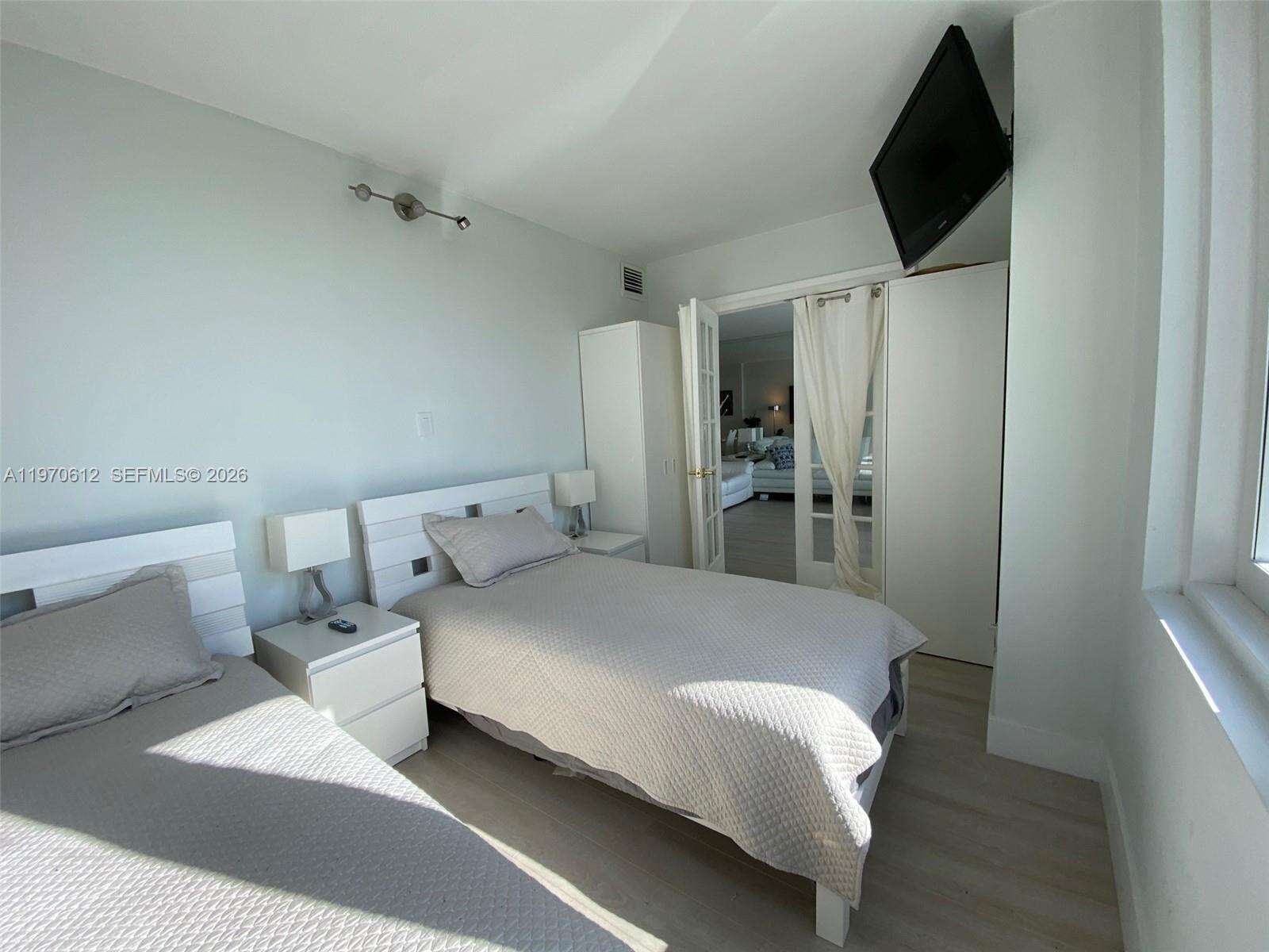 Roney Palace Unit #338 | Picture 8