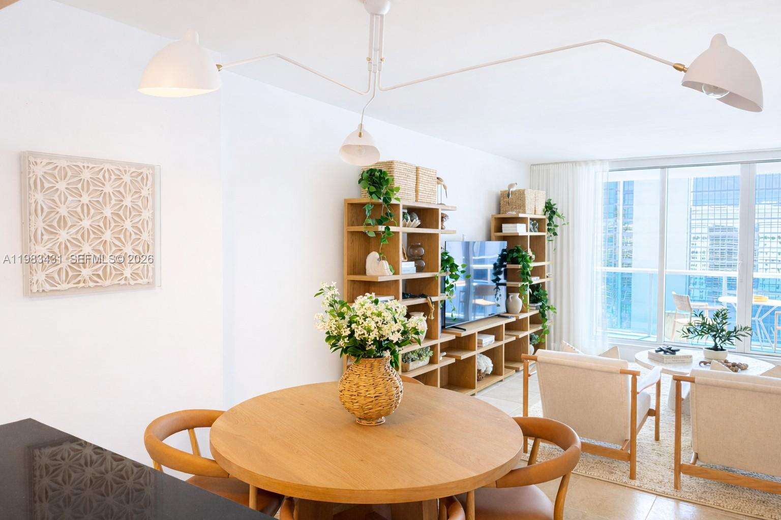 Roney Palace Unit #1501 | Picture 14