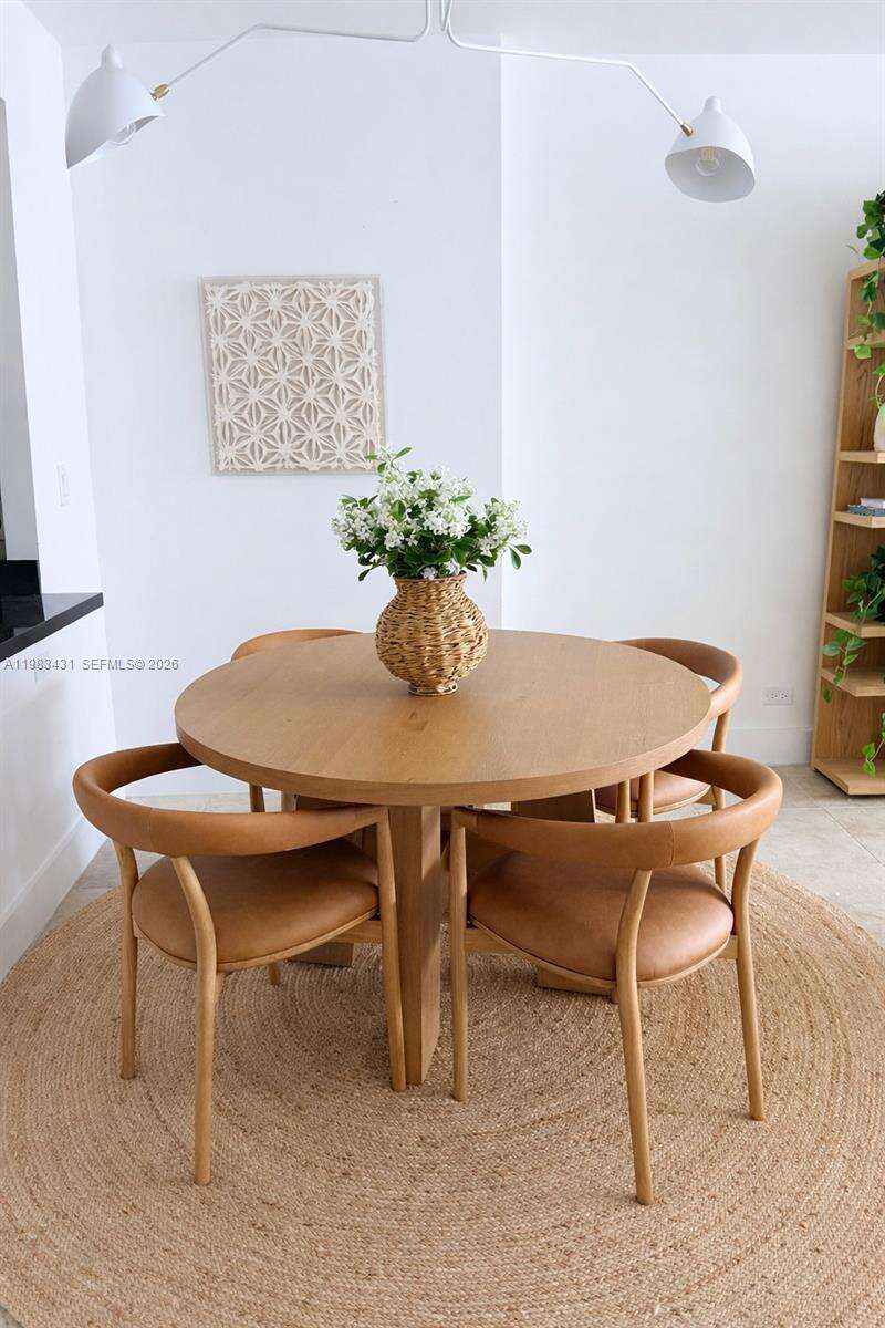 Roney Palace Unit #1501 | Picture 17