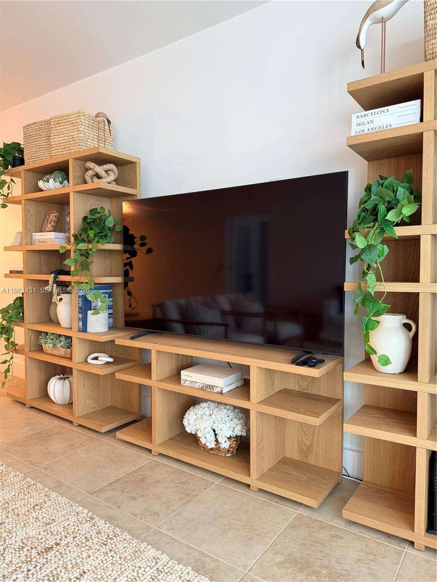 Roney Palace Unit #1501 | Picture 34