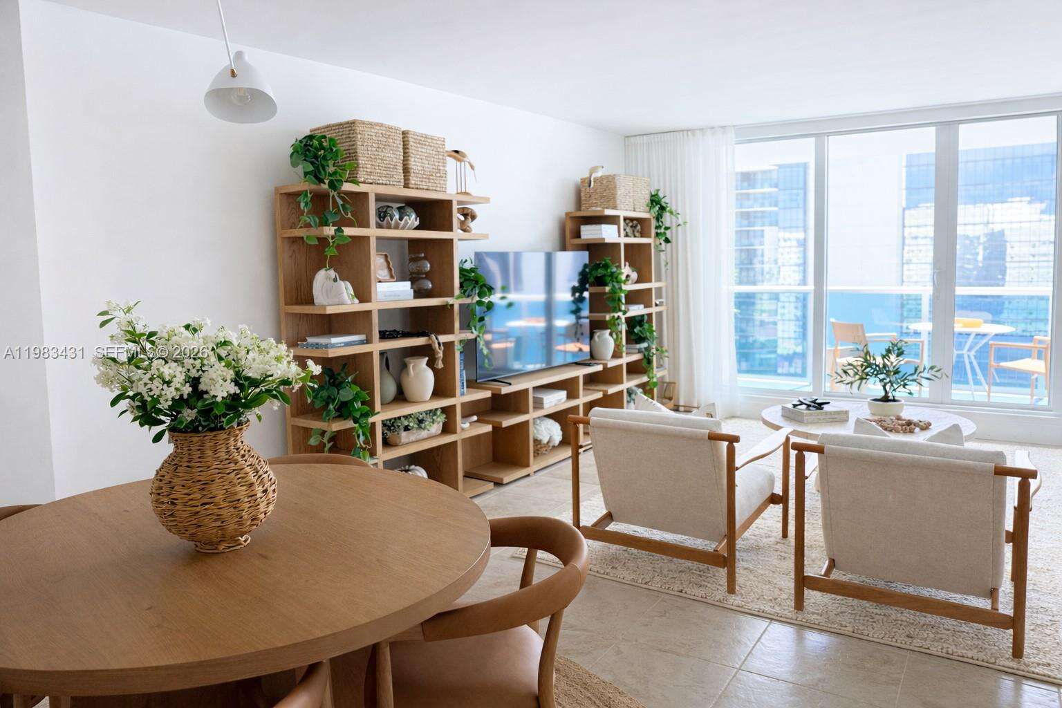 Roney Palace Unit #1501 | Picture 9