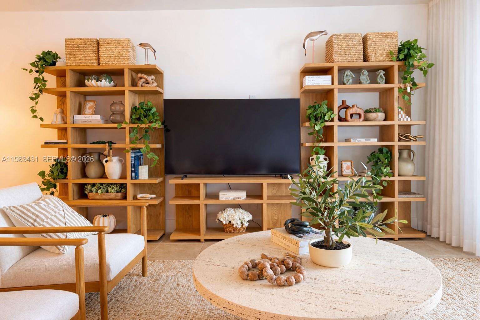 Roney Palace Unit #1501 | Picture 10