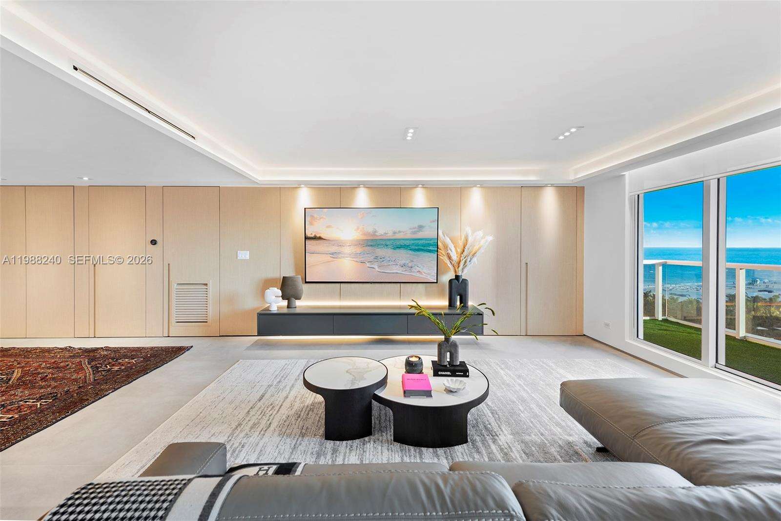 Roney Palace Unit #1004 | Picture 47