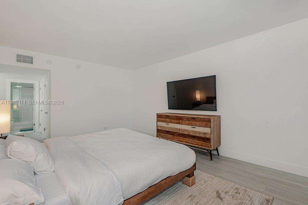 Roney Palace Unit #505 | Picture 15