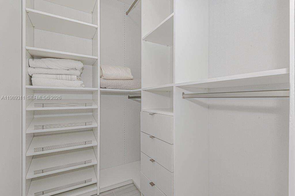 Roney Palace Unit #505 | Picture 17