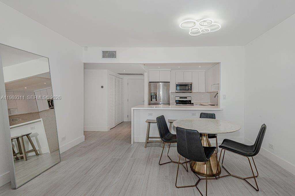 Roney Palace Unit #505 | Picture 8