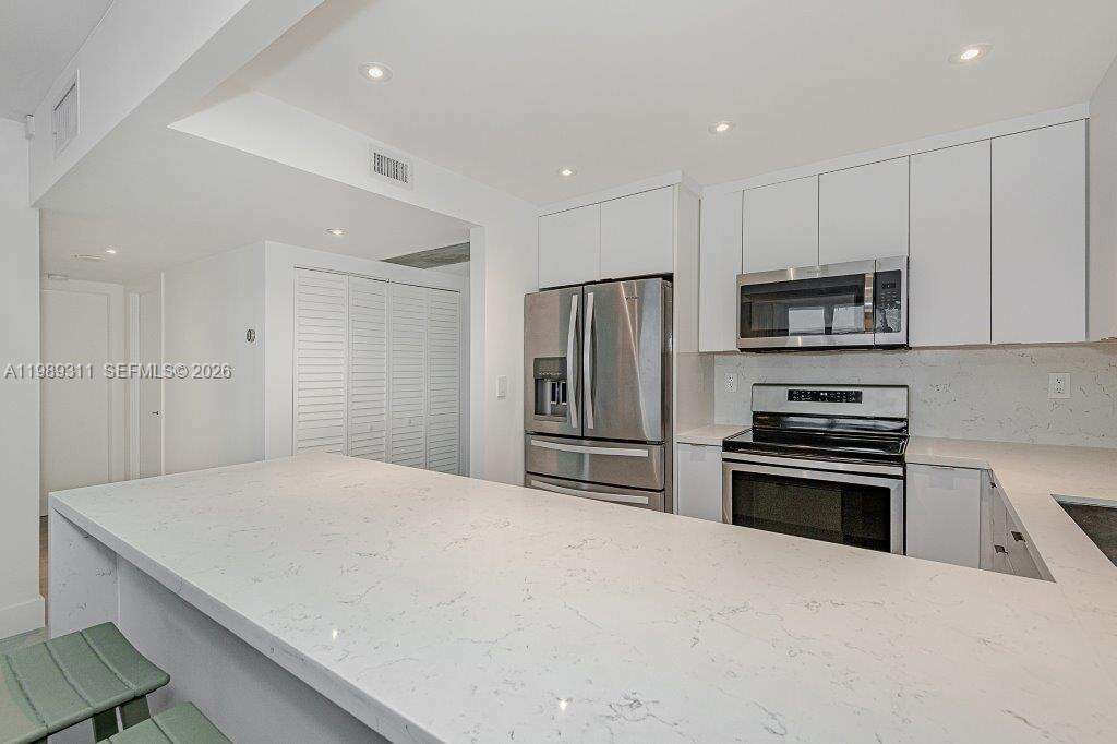 Roney Palace Unit #505 | Picture 9