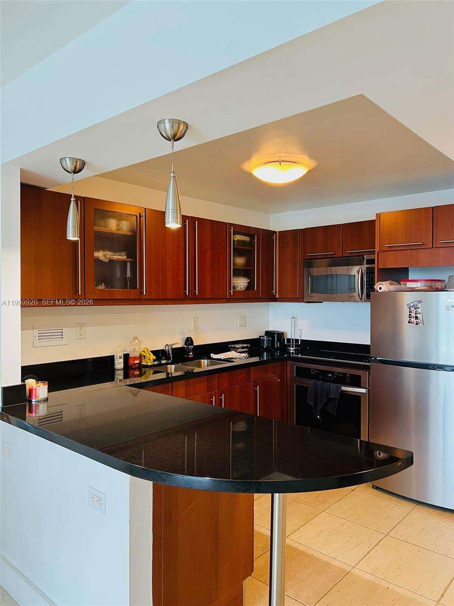 Roney Palace Unit #1229 | Picture 3