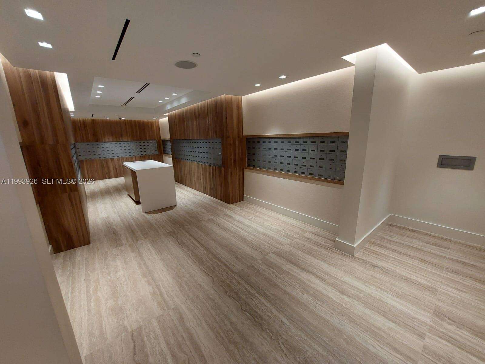 Roney Palace Unit #439 | Picture 30