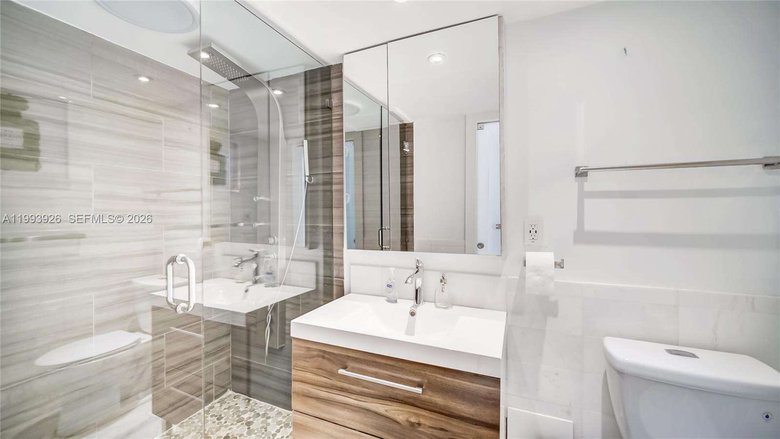 Roney Palace Unit #439 | Picture 8