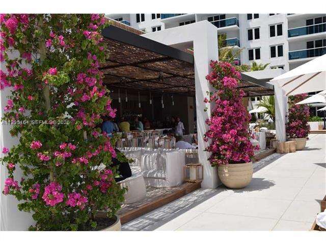 Roney Palace Unit #1507 | Picture 22