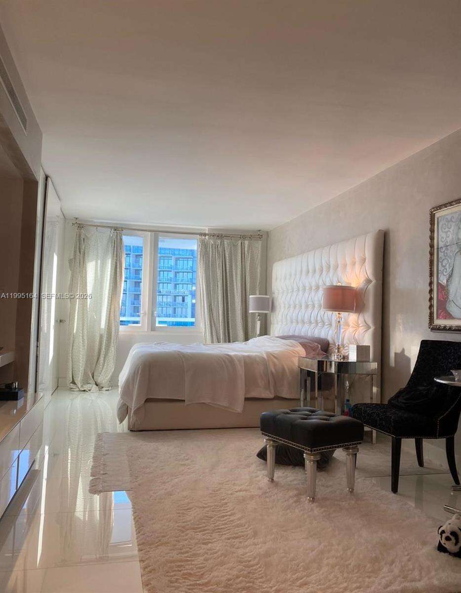 Roney Palace Unit #1507 | Picture 5