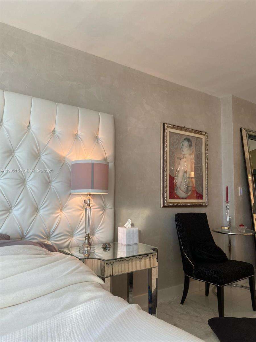 Roney Palace Unit #1507 | Picture 7