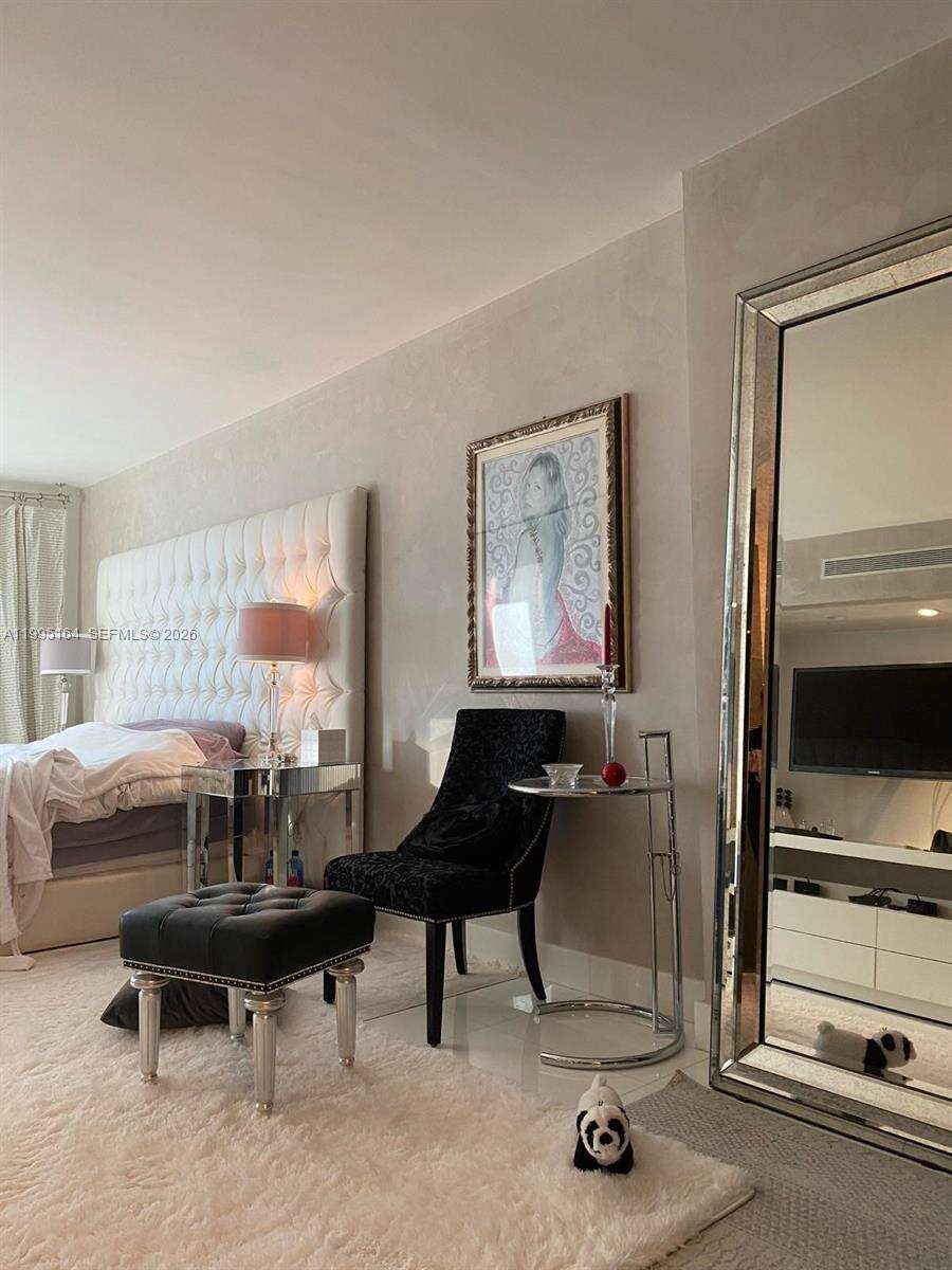 Roney Palace Unit #1507 | Picture 10