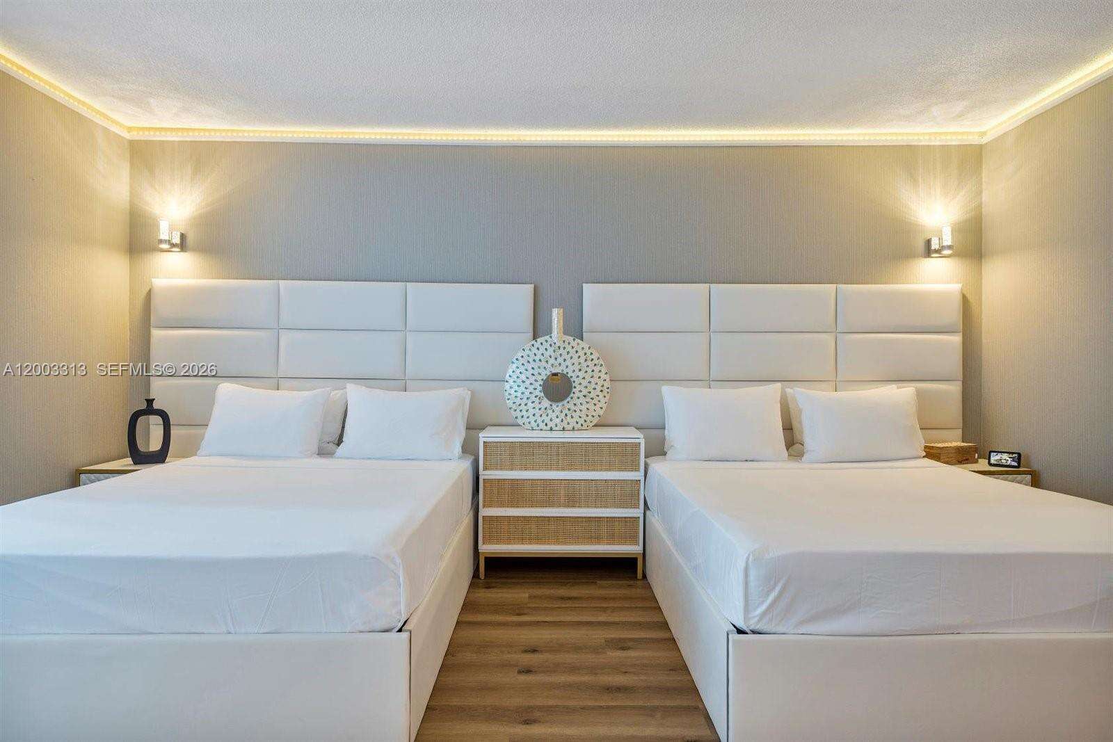 Roney Palace Unit #421 | Picture 11