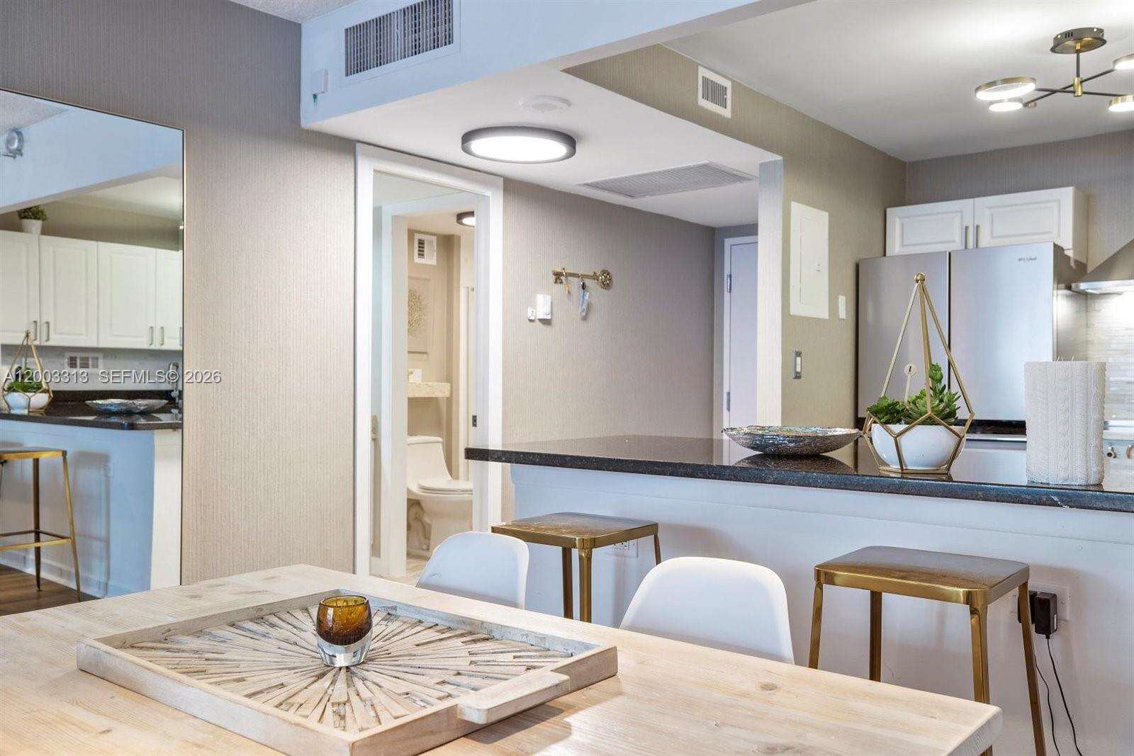 Roney Palace Unit #421 | Picture 16