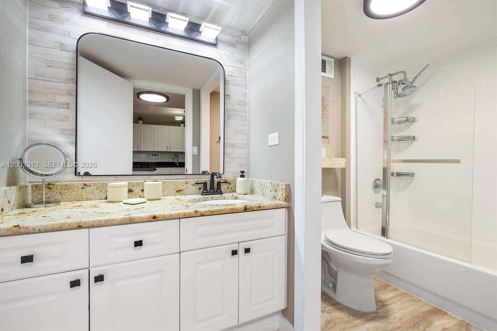 Roney Palace Unit #421 | Picture 17