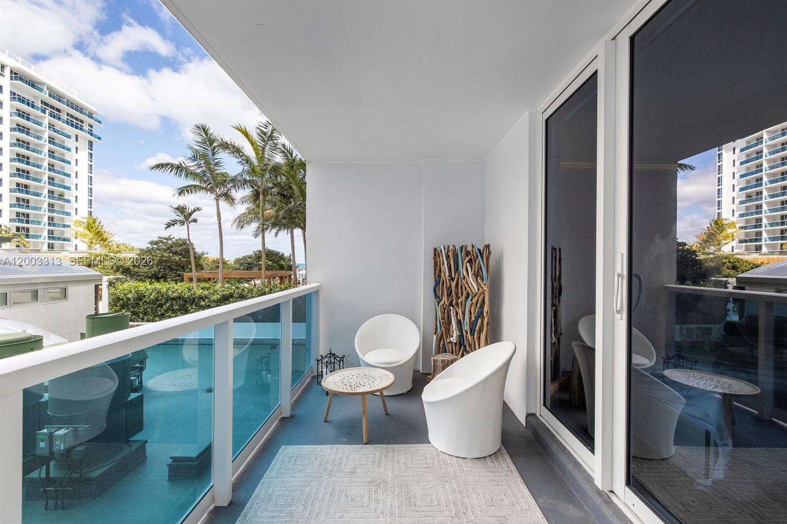 Roney Palace Unit #421 | Picture 8