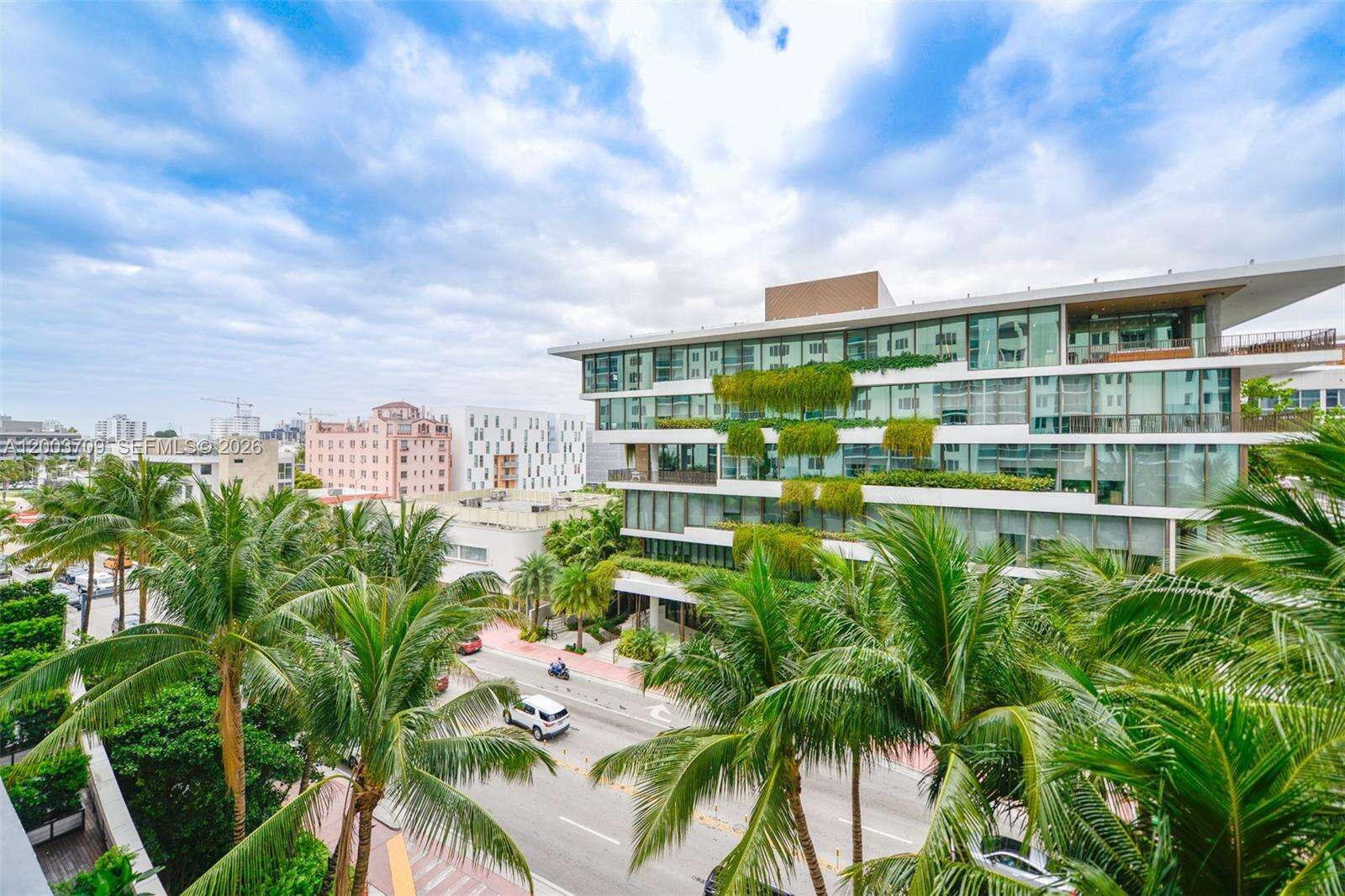 Roney Palace Unit #529 | Picture 21