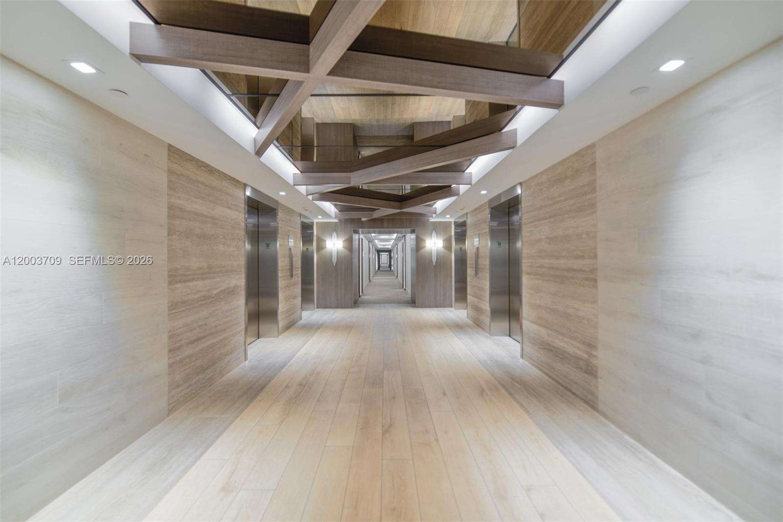 Roney Palace Unit #529 | Picture 26