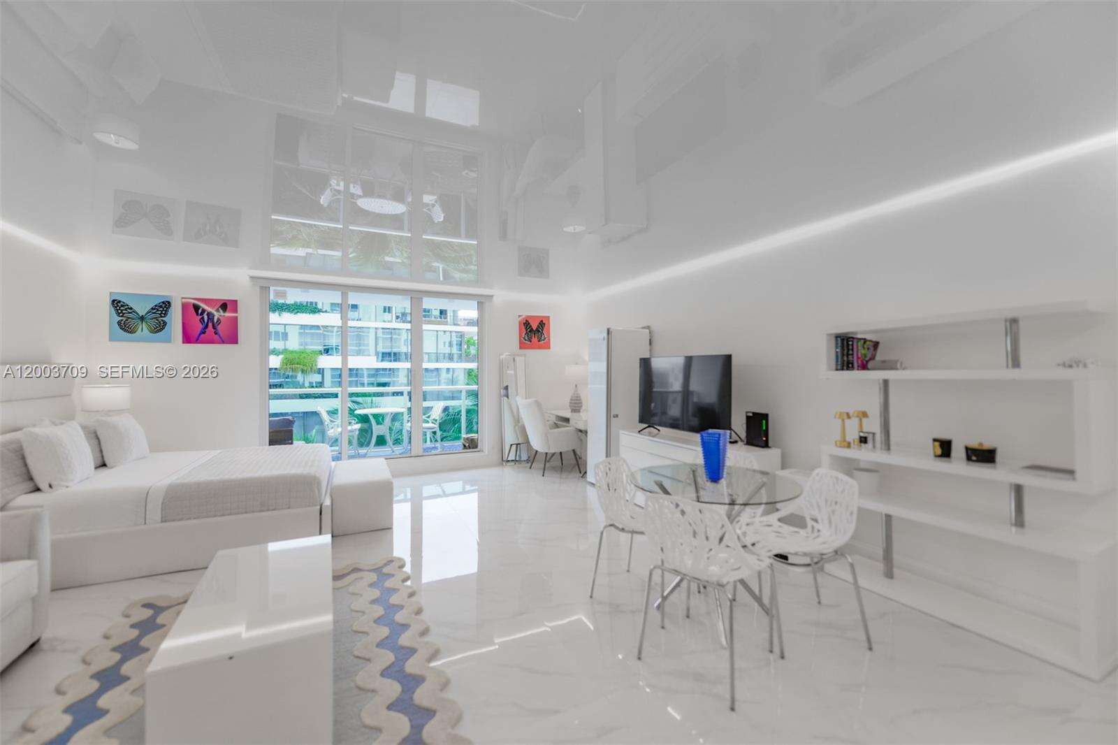 Roney Palace Unit #529 | Picture 5