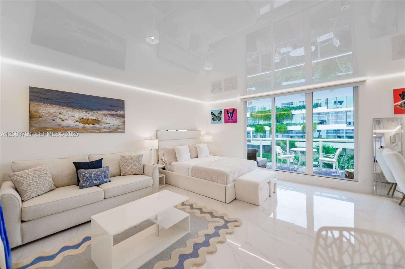 Roney Palace Unit #529 | Picture 6