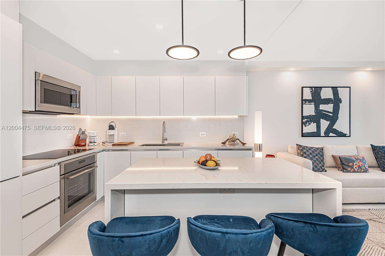 Roney Palace Unit #1440 | Picture 12