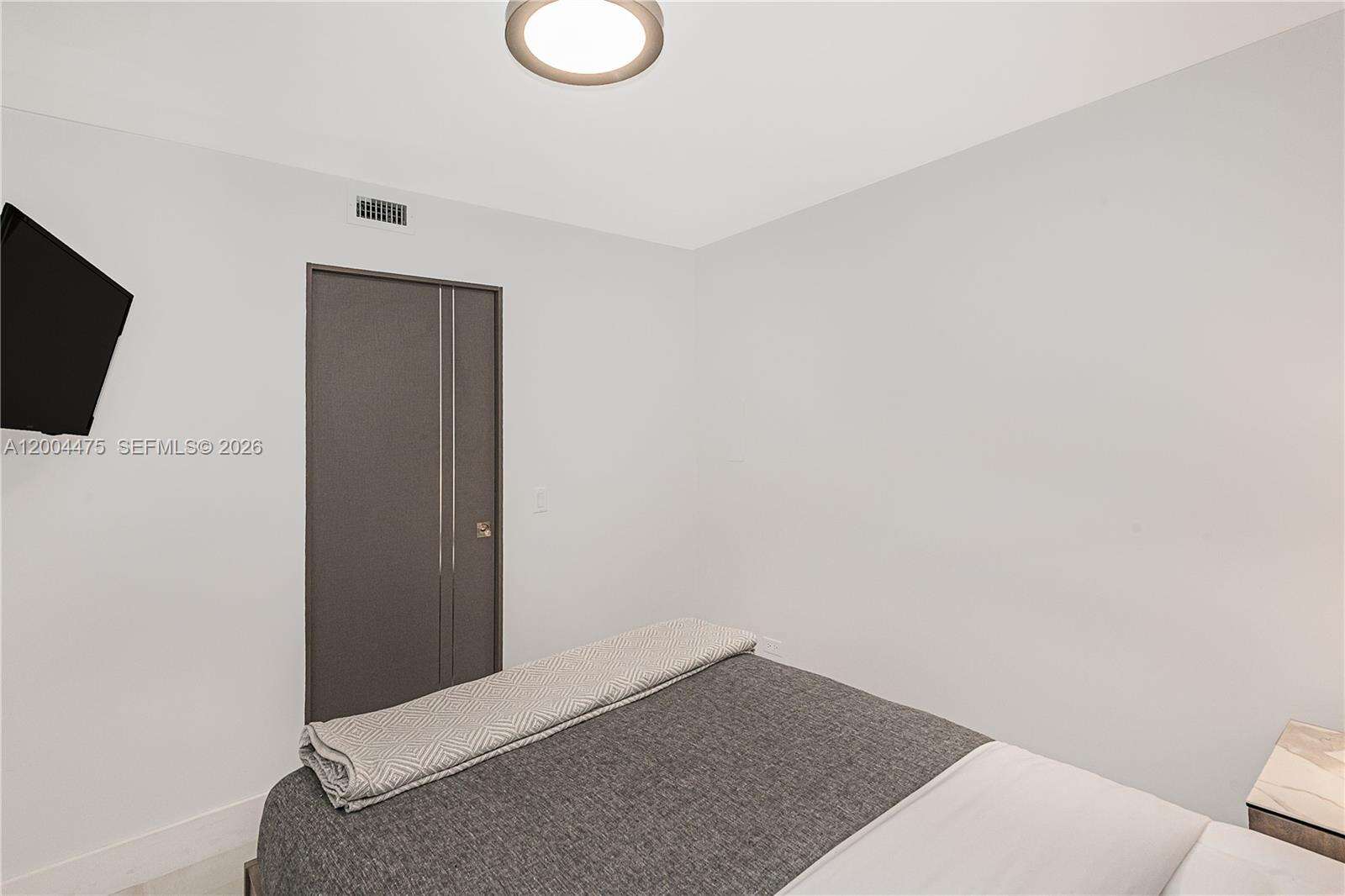 Roney Palace Unit #1440 | Picture 23