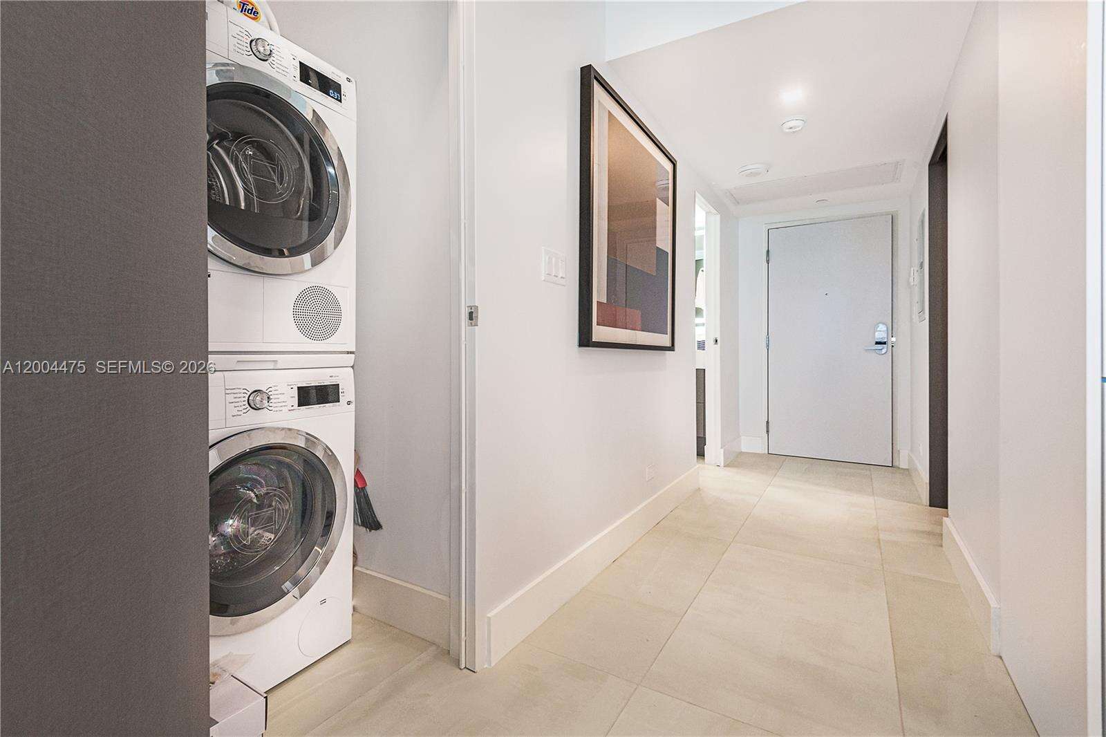 Roney Palace Unit #1440 | Picture 25