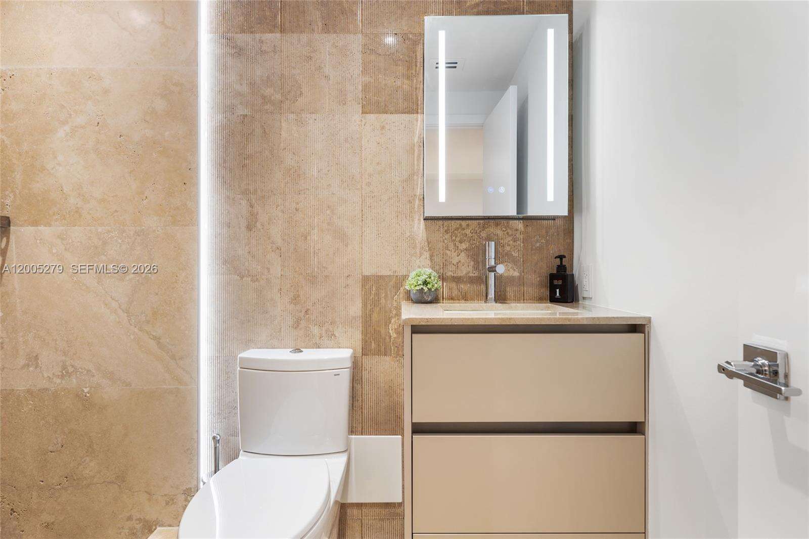 Roney Palace Unit #1011-1012 | Picture 29