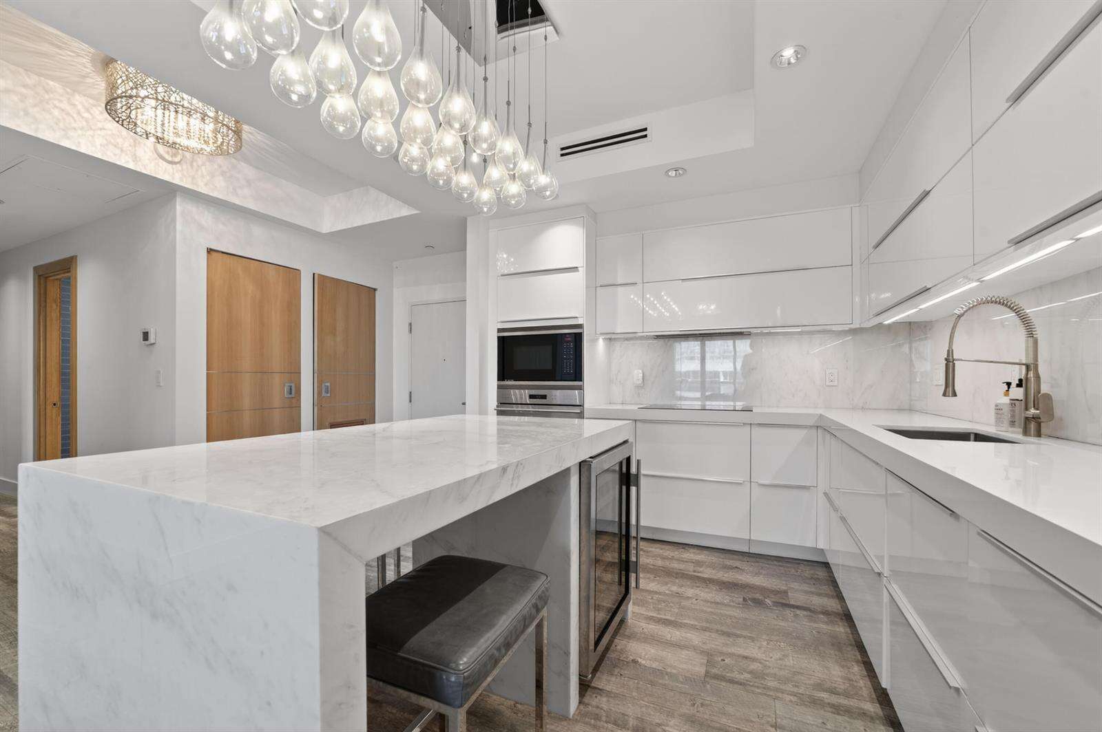 Roney Palace Unit #Ph14 | Picture 3
