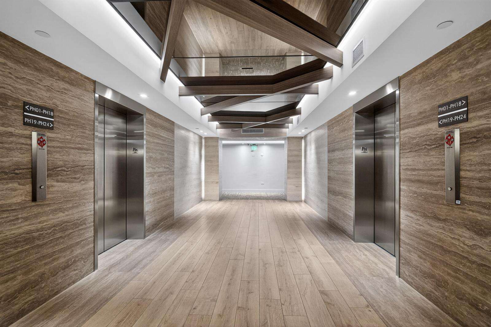 Roney Palace Unit #Ph14 | Picture 23